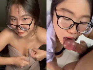 Học sinh nữ liếm cây hàng đá trứng cút điêu luyện