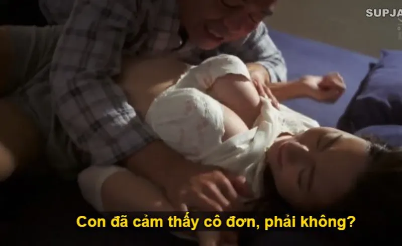Thấy con trai mãi mê công việc để vợ của con trai cô đơn, bố ông xã làm liều đè trả bài con dâu